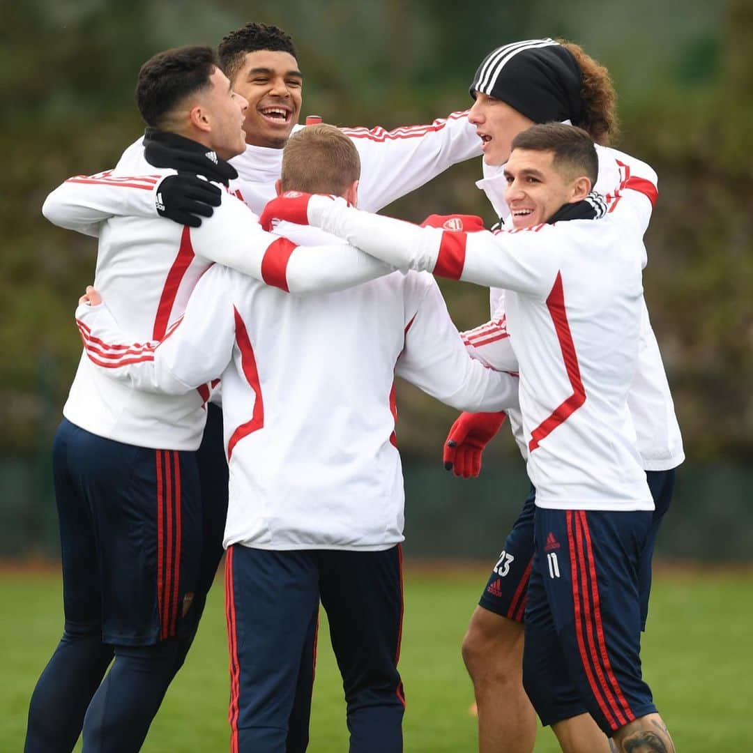 ルーカス・トレイラさんのインスタグラム写真 - (ルーカス・トレイラInstagram)「Entrenando con felicidad 😃⚽️ Mañana partido importante por  FA Cup 🏆  Arsenal vs Leeds #ComeOnGunners🔴 #LT11」1月6日 0時35分 - ltorreira34