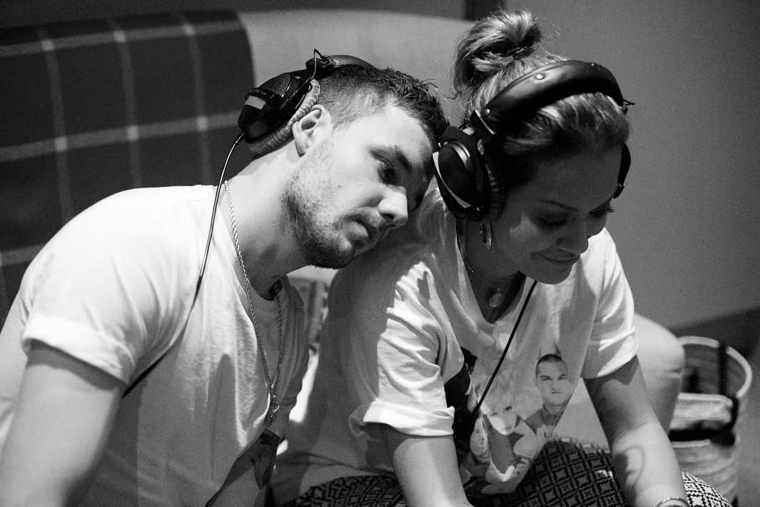 リタ・オラさんのインスタグラム写真 - (リタ・オラInstagram)「I can’t believe it’s been two years since me and @liampayne released For You!! 287 million @Spotify streams later and I still have so many fun memories of writing and filming the video with you!! Thank you Liam for making this song so special 💕」1月6日 1時34分 - ritaora