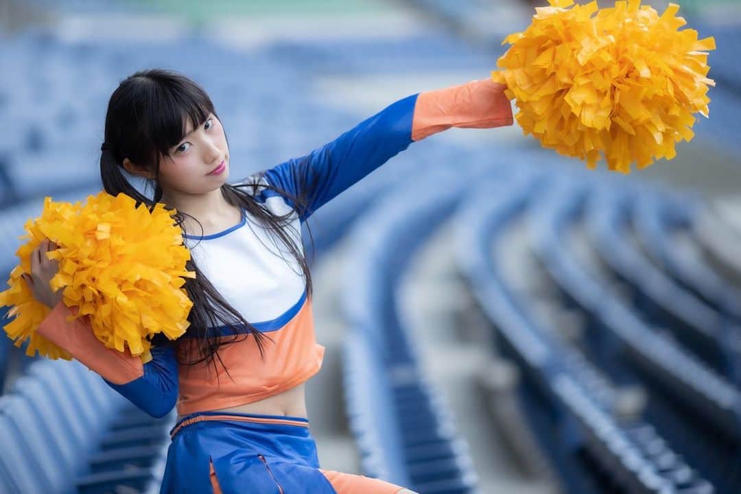 のインスタグラム：「私の経営させていただいている「株式会社レイシス」が昨日1/5で✨5周年✨になりました！ マシュマロ撮影会に始まり、スタジオアマレッティ、カフェビスコッティ 、 チョコクライブにBarDrops…など、今までたくさんのイベントに携わらせていただくことができました。参加していただけるお客様、モデル&スタッフ一同に、心から御礼申し上げます。 . 明日から、6年目の経営がスタートします。 色々思いもよらぬこともあり、くじけそうなこともありますが、皆さまが様々な方向から気にかけてくれることが大きな支えとなっております。 . 皆さまのご協力を本年度も賜り、さらなる飛躍の年にしたいと思っています。 これからも株式会社レイシスと関連イベント、箱をよろしくお願いします😁 . 株式会社レイシス 代表取締役 秋元るい . . . . #埼玉スタジアム2002 #埼玉スタジアム  #japanese #ポートレート #ポートレート撮影会  #155cmコーデ #今日のコーデ #ootd #ootdfashion #outfit #instafashion  #撮影会 #撮影会モデル  #ロケ撮影 #個撮 #個人撮影会  #リクエスト撮影  #モデル募集  #ポートレート #ポートレートモデル  #コスプレ #コスプレイヤー  #グラビア #ポートレートしま専科  #作品撮り  #東京カメラ部  #ポートレートモデル撮影 #カメラマンさんと繋がりたい #写真好きな人と繋がりたい #チアガール　#チアガールコスプレ」
