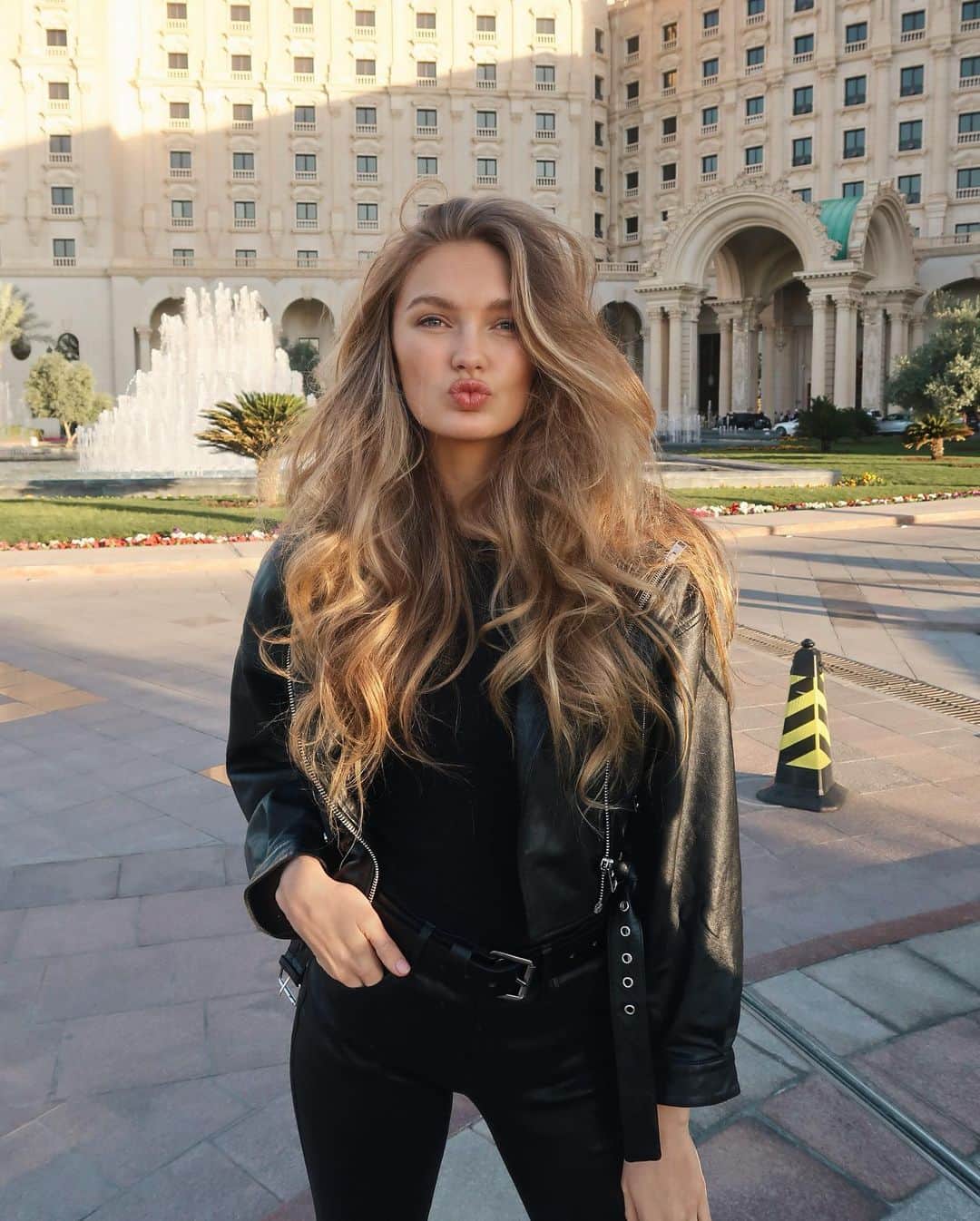 ロミー・ストリドさんのインスタグラム写真 - (ロミー・ストリドInstagram)「Time to go back to NYC 💋」1月6日 3時16分 - romeestrijd