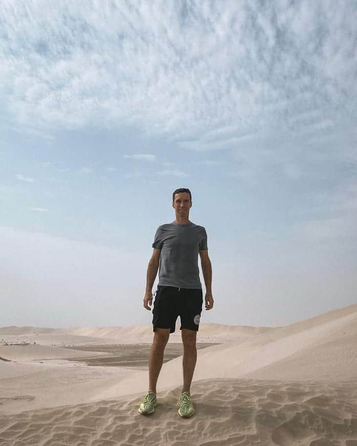 ミハイル・ククシュキンさんのインスタグラム写真 - (ミハイル・ククシュキンInstagram)「Fun day at the dunes in Doha,amazing experience, thanks to @qatartennis and @atptour 🏜🏎👍」1月6日 4時31分 - kukushkin_mikhail