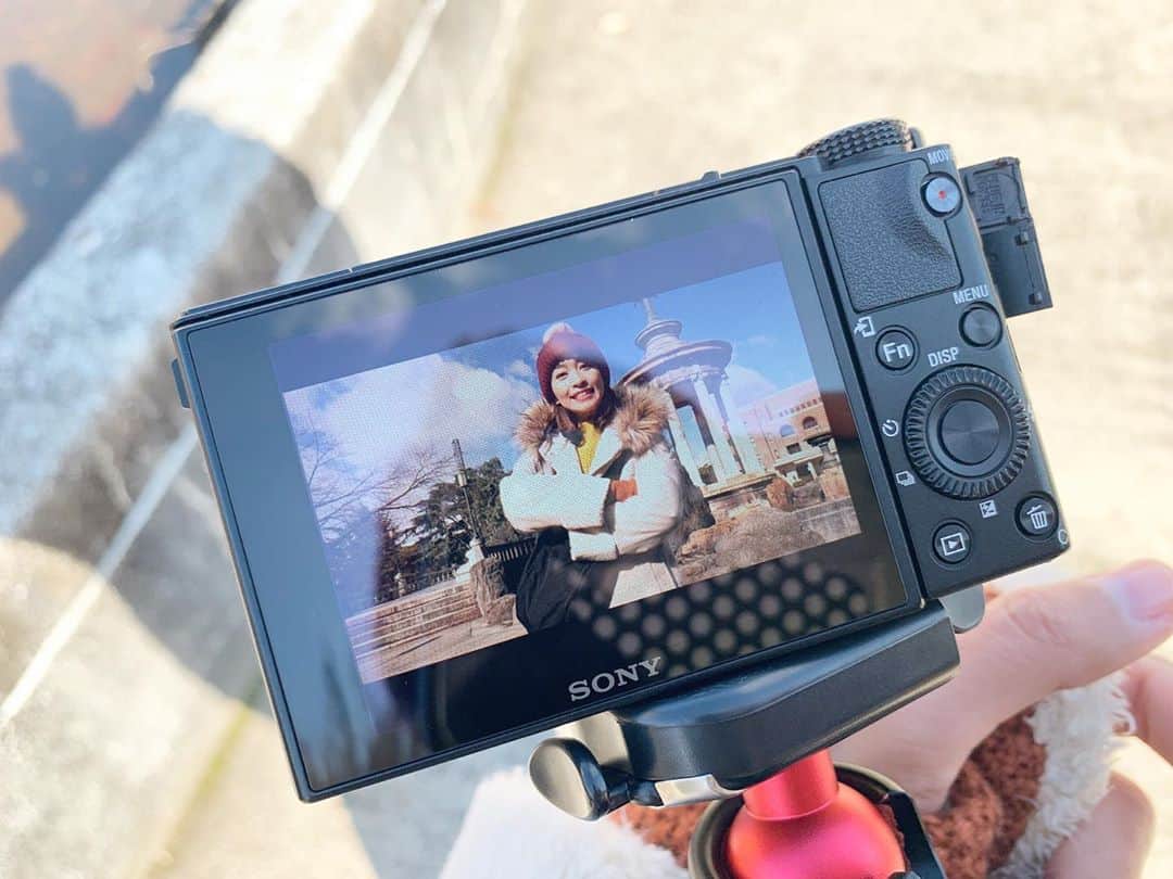北山由里さんのインスタグラム写真 - (北山由里Instagram)「久々に名古屋の鶴舞公園へ！！ ・ お正月の聖地はトレーナーさんで賑わっておりました☺️✨ ・ 動画編集がんばります！！ ・ ・ #PokemonGO #ポケモンGO #youtuber  #鶴舞公園」1月6日 14時22分 - yuri_kitayama_