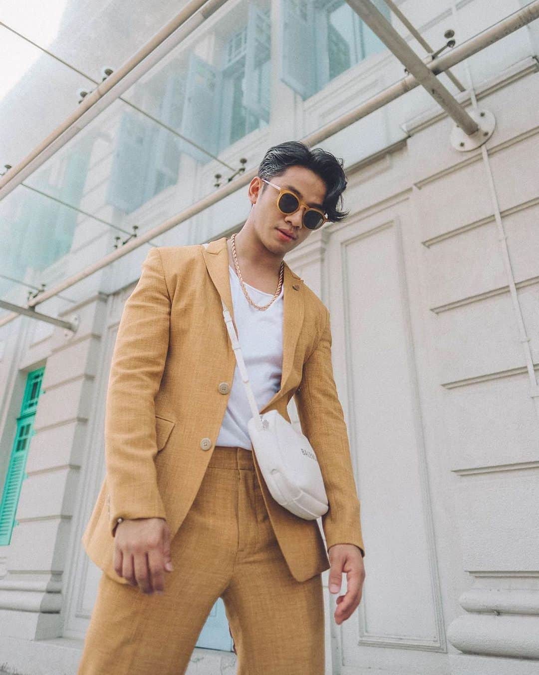 STYLE4GUYSのインスタグラム：「AD @FashionNovaMEN outerwear to complete the look ❄ Bundle up with @FashionNovaMEN 😉」