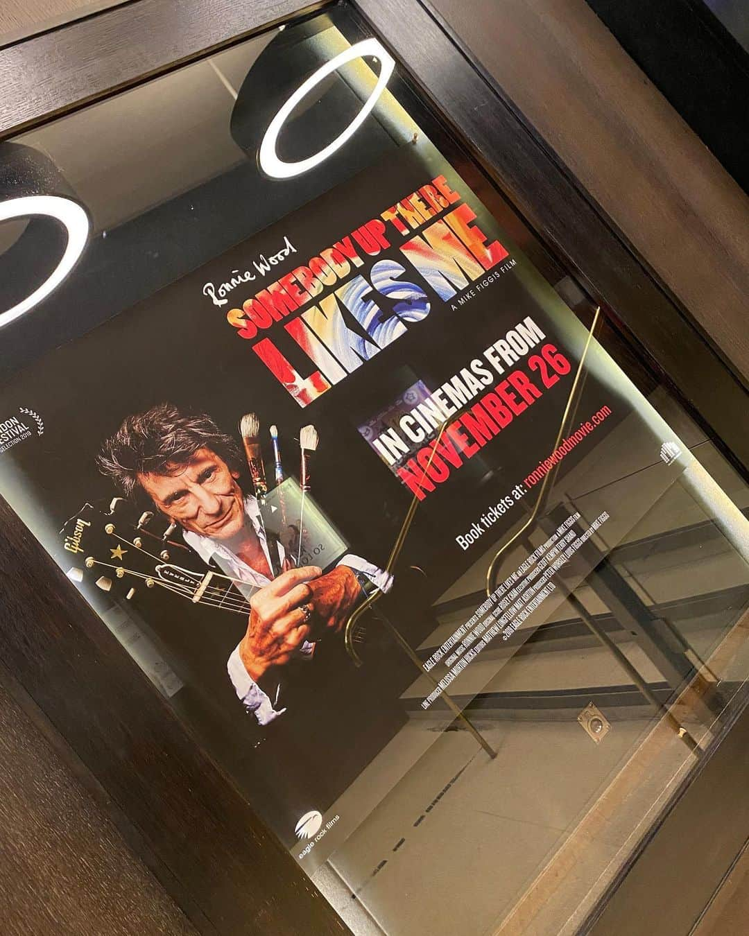 ロン・ウッドさんのインスタグラム写真 - (ロン・ウッドInstagram)「‪For those in London, you can see my documentary at The Regent Street cinema on Monday January 20th, 8.30pm 🎥 🎞 🍿 @regentstreetcinema directed by Mike Figgis 👍‬ Booking now open 😀」1月6日 6時56分 - ronniewood