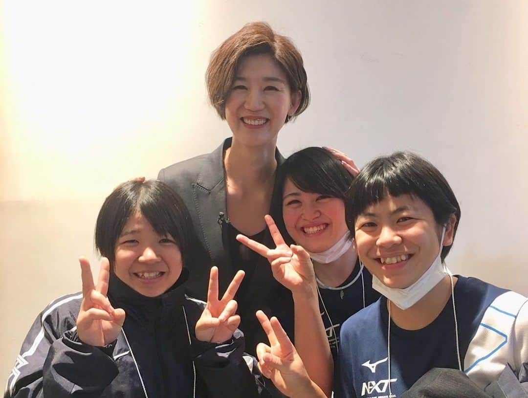 栗原恵さんのインスタグラム写真 - (栗原恵Instagram)「🌰 春の高校バレー2020 開幕しました🏐‼︎ ・ ・ 携われることに感謝して 全力で応援していきます📣 ・ ・ #春の高校バレー  #春高バレー」1月6日 6時58分 - megumi_kurihara_official