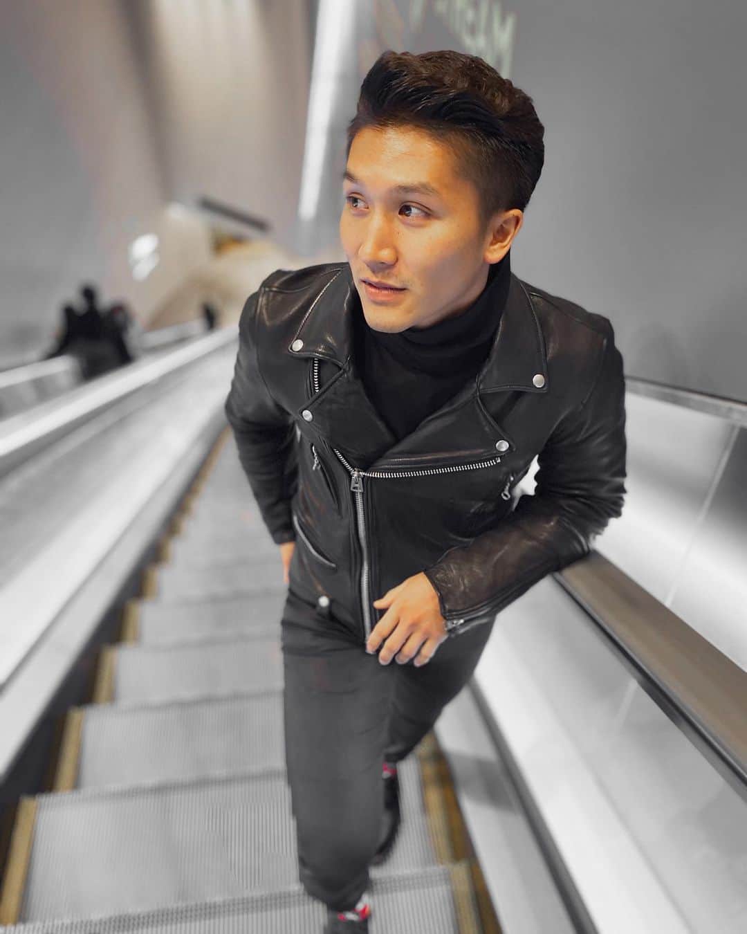のインスタグラム：「﻿ ﻿ ﻿ ﻿ ﻿ ﻿ 常に勝者のメンタリティを﻿ 持つように意識しています﻿ ﻿ ﻿ ﻿ ﻿ そのためには﻿ 自分の人生を生きることです﻿ ﻿ ﻿ ﻿ ﻿ 行動の伴っていない﻿ 周りのネガティヴは徹底的に排除し﻿ ﻿ ﻿ ﻿ ﻿ 愚直にやることだけに集中することです﻿ ﻿ ﻿ ﻿ ﻿ #ポジティブ﻿ #メンタル﻿ #信念﻿ ﻿ ﻿ ﻿ ﻿ ﻿ ﻿」