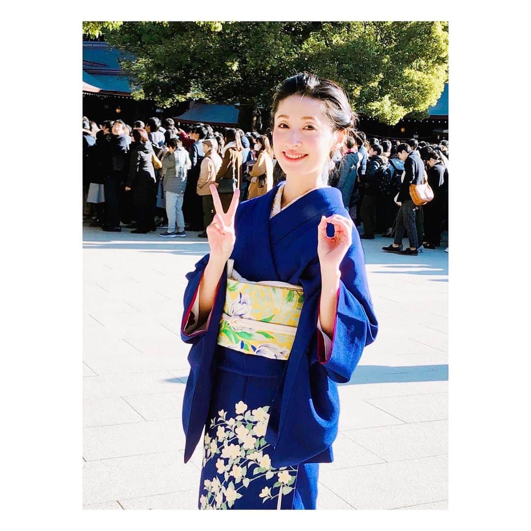 田中千絵さんのインスタグラム写真 - (田中千絵Instagram)「2020年のお正月は 着物を着て過ごしました。 着物はやっぱりいいですね！  仕事始め、頑張りましょう🦔✨ . Enjoyed wearing Kimono this new year! . 穿著和服享受2020年的元旦。 和服還是覺得很棒很特別！  今天起在日本開始上班日了， 我也準備要回台灣了🦔✨ . . . #着物 #和服 #kimono #お正月 #元旦 #台北と東京の生活 #中国語」1月6日 8時55分 - chietanaka817