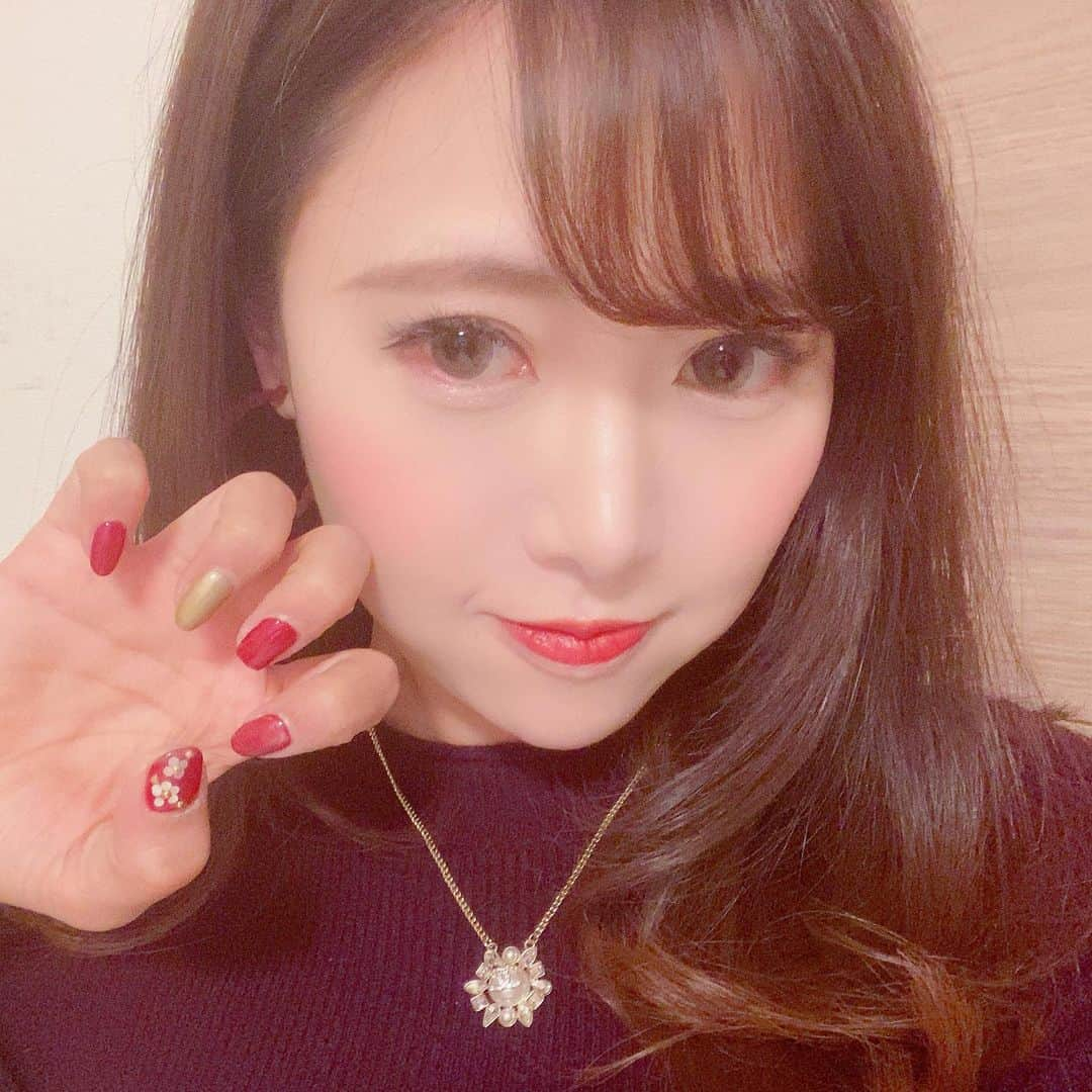 武田華恋さんのインスタグラム写真 - (武田華恋Instagram)「#お正月ネイル　#nails #ジェルネイル #ネイル　#美甲 #instafashion」1月6日 9時31分 - karen.takeda