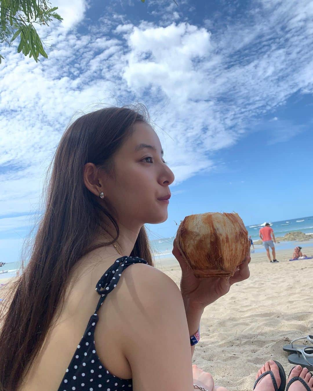 新木優子さんのインスタグラム写真 - (新木優子Instagram)「🥥♡ 旅行の投稿お付き合いくださいませ🙇‍♀️♡」1月6日 9時52分 - yuuuuukko_