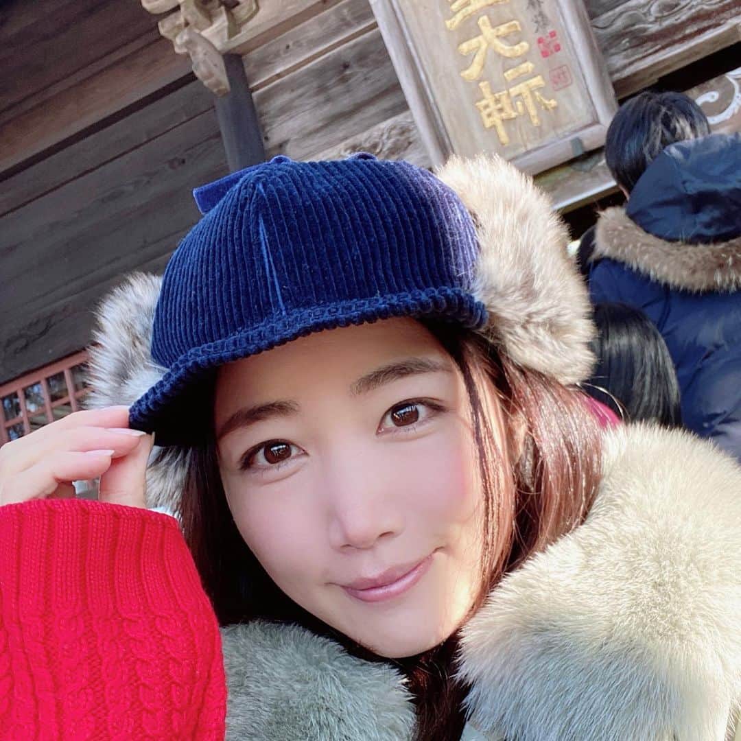 夏目愛美さんのインスタグラム写真 - (夏目愛美Instagram)「♡ 🎍2020🎍 明けましておめでとうございます 年末年始は軽井沢で過ごしました。 また今日から始動して行きますので 本年も宜しくお願い致します^_^ #2020 #軽井沢 #感謝」1月6日 10時28分 - manami_natsume