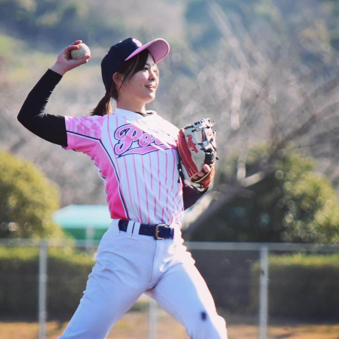 上杉あずさのインスタグラム：「. FUKUOKA HARDBANKPORKS🐷 2020.first match⚾️ . #草野球 #草野球チーム #練習試合 #先発 #5回4失点 #自己ワースト失点 #自責は2 #なべさん😤 #何かと目立ちまくったなべさん #スライダーで三振取れたよ #今日イチの喜び #ピッチャーゴロも2回くらい来た #焦った #牽制出来た #アウトには出来なかったから次回こそ #ボーク1回 #そのあとボークしたなべさんにあずさ2号て言ったの誰だ #笑った笑った #ありがとうございました #fukuoka #hardbankporks #baseball #team #kusa #boke」