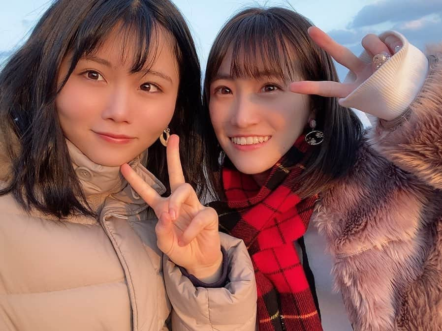 秋吉優花さんのインスタグラム写真 - (秋吉優花Instagram)「. 海綺麗だったなあ。 @erena_hkt48 とおでかけ🥰 . #角島 #門司港 #元乃隅神社 お昼は #からと屋」1月6日 11時58分 - akiyoshi_1024