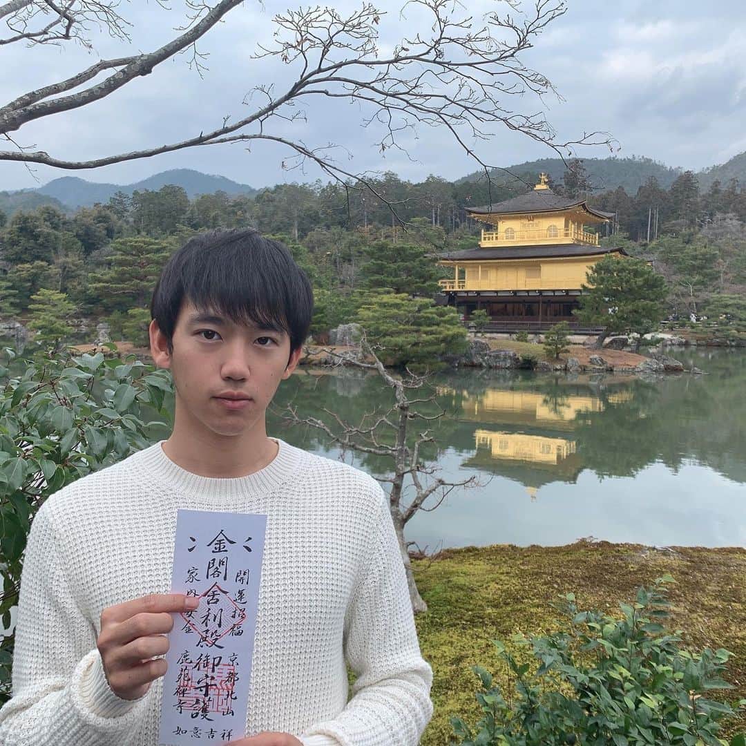 のインスタグラム：「明けまして御目出度うございます ・ 本日から仕事始めです ・ 年始は京都に行ってました 神社仏閣を回り 新年の祈願をして参りました ・ 気持ち新たに2020年が良い年になりますように ・ ・ #神社 #寺 #temple #京都 #kyoto #金閣寺 #仁和寺 #龍安寺 #kinkakuji #ryoanji #お寺 #旅行 #travel #2020 #2020年 #新年 #明けましておめでとうございます #明けましておめでとう #hny #happynewyear #japan #日本 #役者 #俳優 #actor」