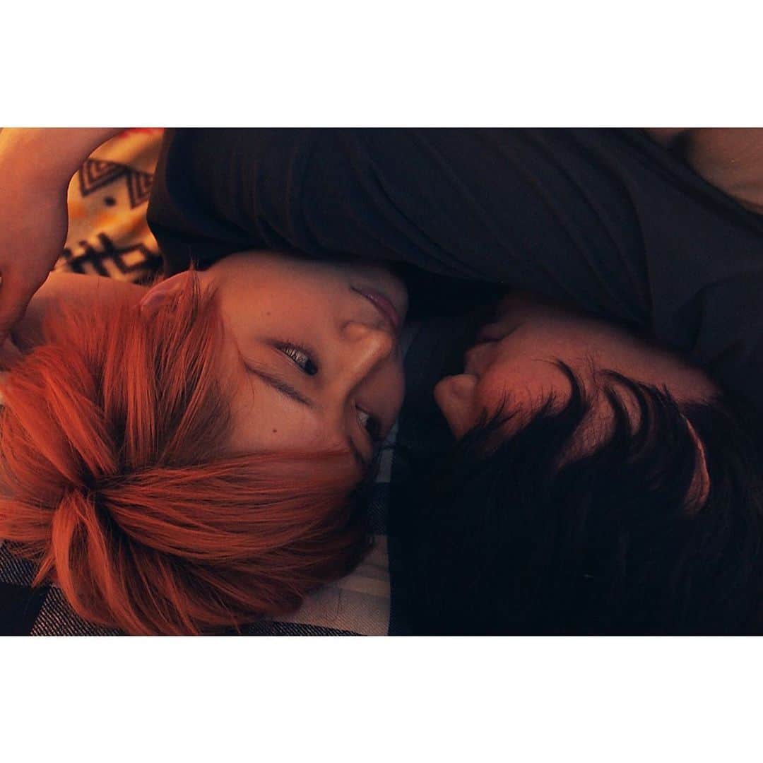 萩原みのりさんのインスタグラム写真 - (萩原みのりInstagram)「映画『転がるビー玉』の公式サイト、ぎゅんぎゅんだった。いろんな想いとか言葉が詰まりまくってぎゅんぎゅんだった。  https://korogarubidama.com/」12月13日 21時45分 - hagi_mino