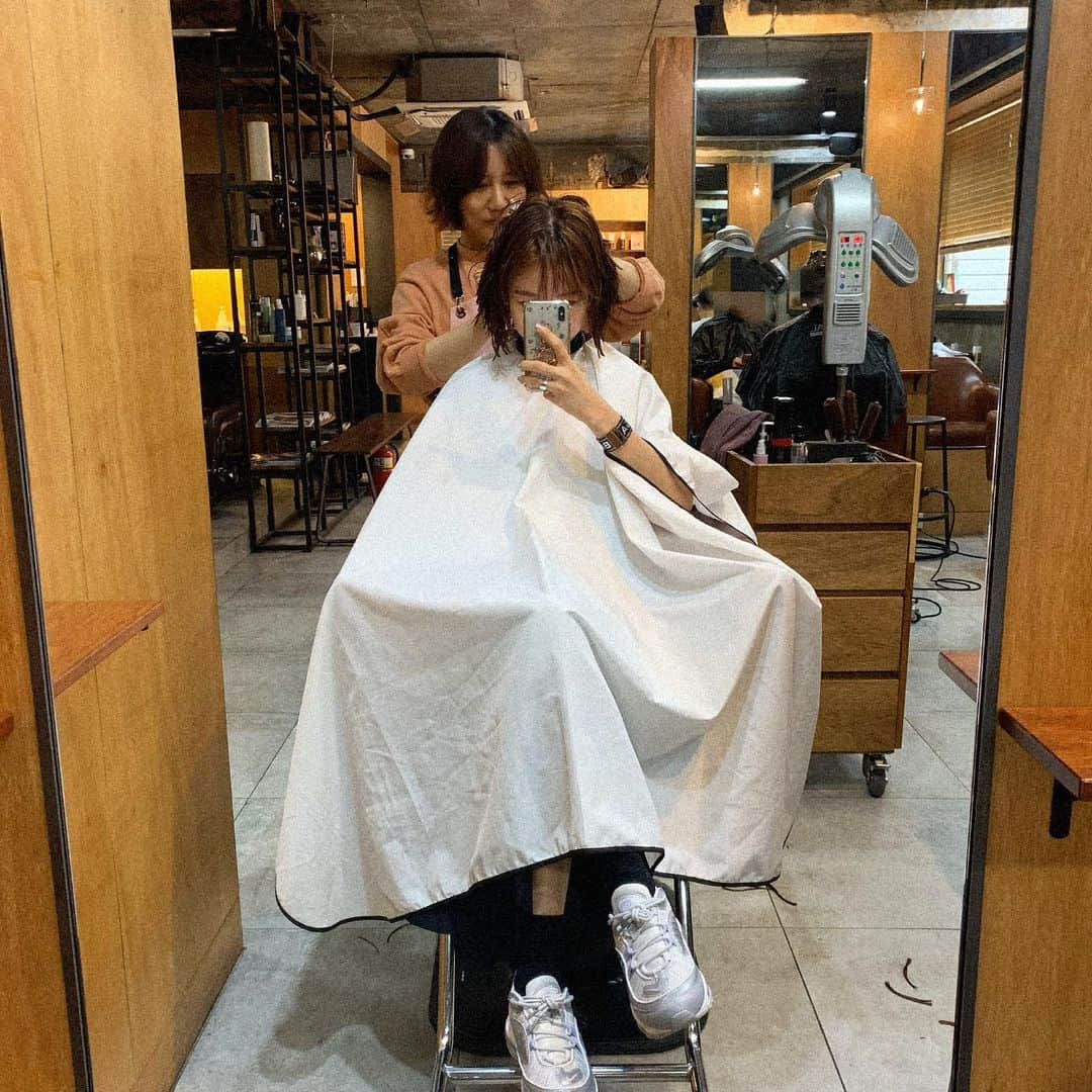 イム・ジヒョンさんのインスタグラム写真 - (イム・ジヒョンInstagram)「지선쌤의 소환.....💇🏻‍♀️💇🏻‍♀️💇🏻‍♀️ @coco_moonji」12月13日 22時09分 - imvely_jihyun