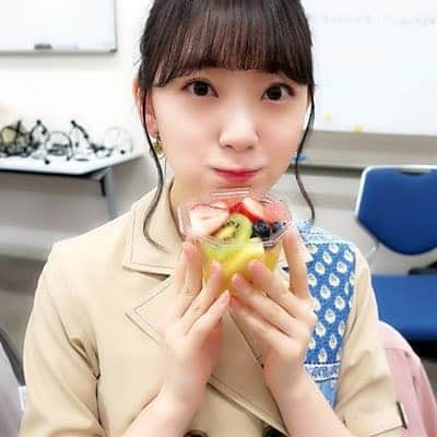 堀未央奈のインスタグラム：「乃木撮2 #先行カット祭り 開催！  堀未央奈さんの先行カット！撮影は若月佑美さん😊😊😊😊 . 乃木撮VOL.02 12/17（火）発売！ ■アマゾン　amzn.to/33CynCk ■セブン　bit.ly/2Bhal3N ■楽天　bit.ly/2MUvjuu ■HMV　bit.ly/2OXnebk  #乃木撮 #発売まであと5日 https://twitter.com/nogisatsu/status/1205071067359793152 #堀未央奈 #HoriMiona #みおな #乃木坂46 #2期生 #岐阜県 #東京」