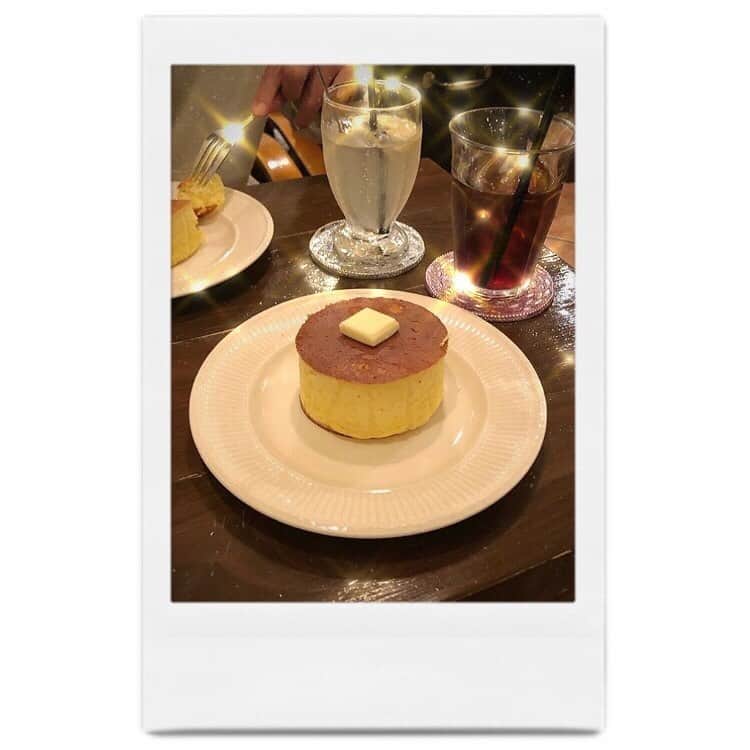 「SNOW」顔認識カメラアプリのグルメインスタ