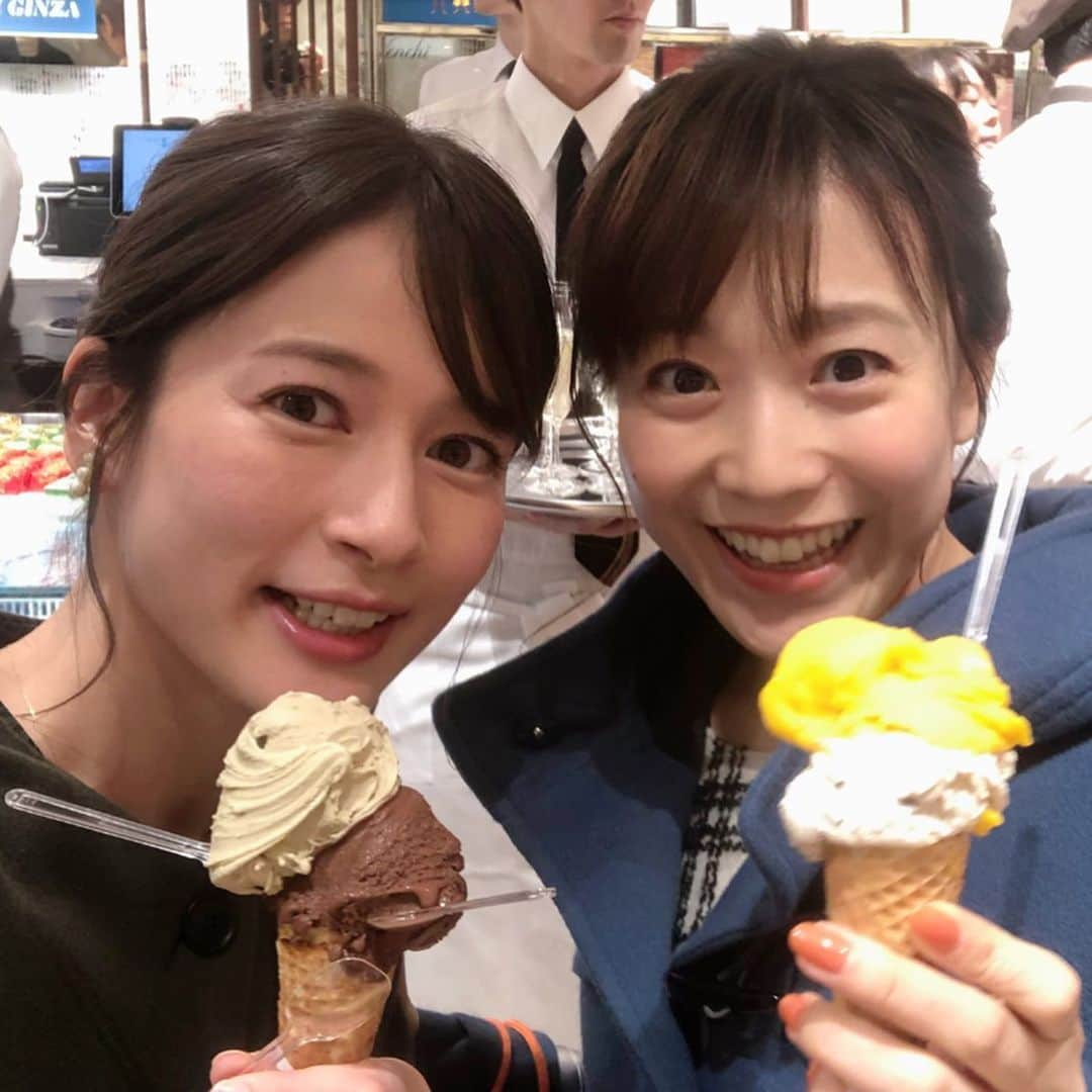 宇内梨沙さんのインスタグラム写真 - (宇内梨沙Instagram)「先日﻿ 江藤さんと一緒に﻿ 日本初出店となるイタリアの﻿ 老舗チョコレート専門店 「Venchi(ヴェンキ)」に行ってきました。﻿ ﻿ ことの始まりは1〜2年前﻿ ﻿ TBS近くのコーヒー店が Venchiのチョコを ﻿数種類だけ取り扱うようになり 江藤さんといつも﻿ 「美味しいですよねぇ〜﻿ 日本にも店舗出してほしいですねぇ」﻿ と話していたんです。﻿ ﻿ そして2019年12月﻿ ついに銀座にオープン🍫﻿ ﻿ イタリアでもジェラートは﻿ 食べなかったので、初ジェラート☺️﻿ ピスタチオ、マンゴー、ティラミス、チョコ﻿ ﻿ 美味しかったです✨﻿ ﻿ 江藤さんに﻿ チョコのお土産まで買って頂いてしまいました♡ ありがとうございます♪﻿ ﻿ 銀座に行く時は立ち寄ろう〜﻿ ﻿ #江藤愛 アナ﻿ #愛の成分100%﻿ #ひるおび ⭐︎」12月13日 15時20分 - risaunai