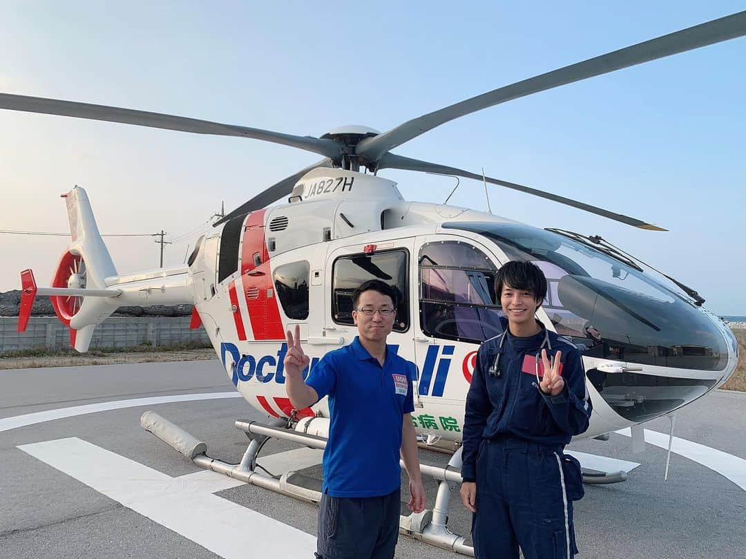 森光のインスタグラム：「フライトドクター🚁優しくて大好きな救急医の大先輩と✨業務終了後のヘリからの景色は感無量です🌏」