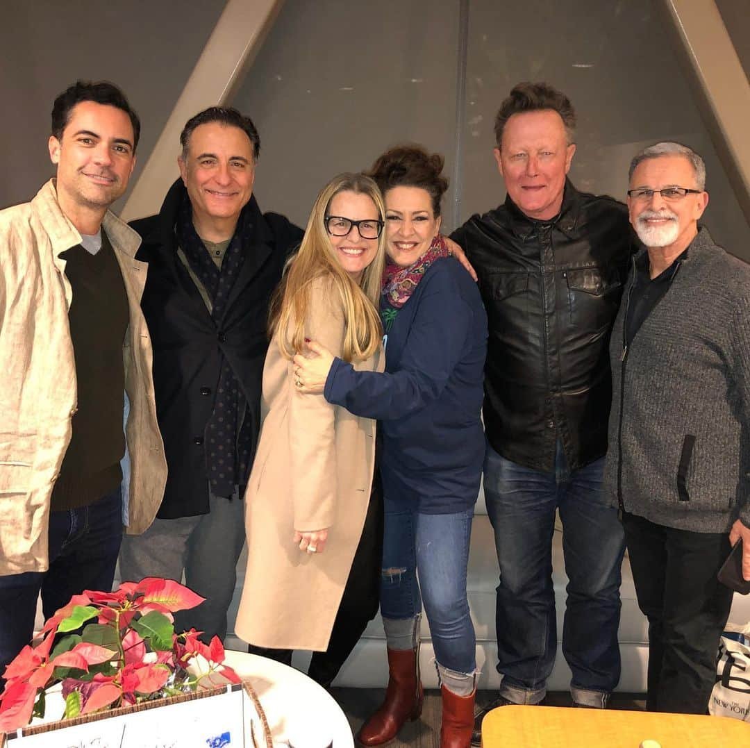 ロバート・パトリックさんのインスタグラム写真 - (ロバート・パトリックInstagram)「Backstage at the Geffen Playhouse after seeing “Key Largo” with Danny Pino, Andy Garcia, Joely Fisher, and Tony Plana. Fantastic job by them all! Great to see my friends kick ass! #theatre #live #performance #acting  #actors #scorpion #mayans」12月13日 16時28分 - ripfighter