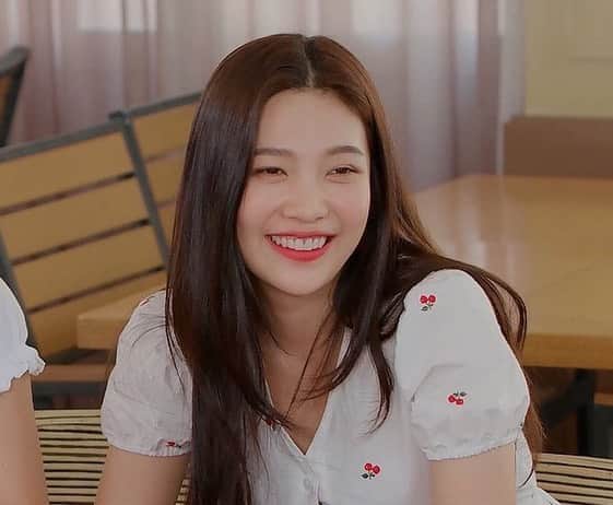 ジョイ（ファンアカウント）のインスタグラム：「“Sometimes your joy is the source of your smile, but sometimes your smile can be the source of your joy.” by Thich Nhat Hanh #REDVELVET#JOY#레드벨벳#조이 © owner」