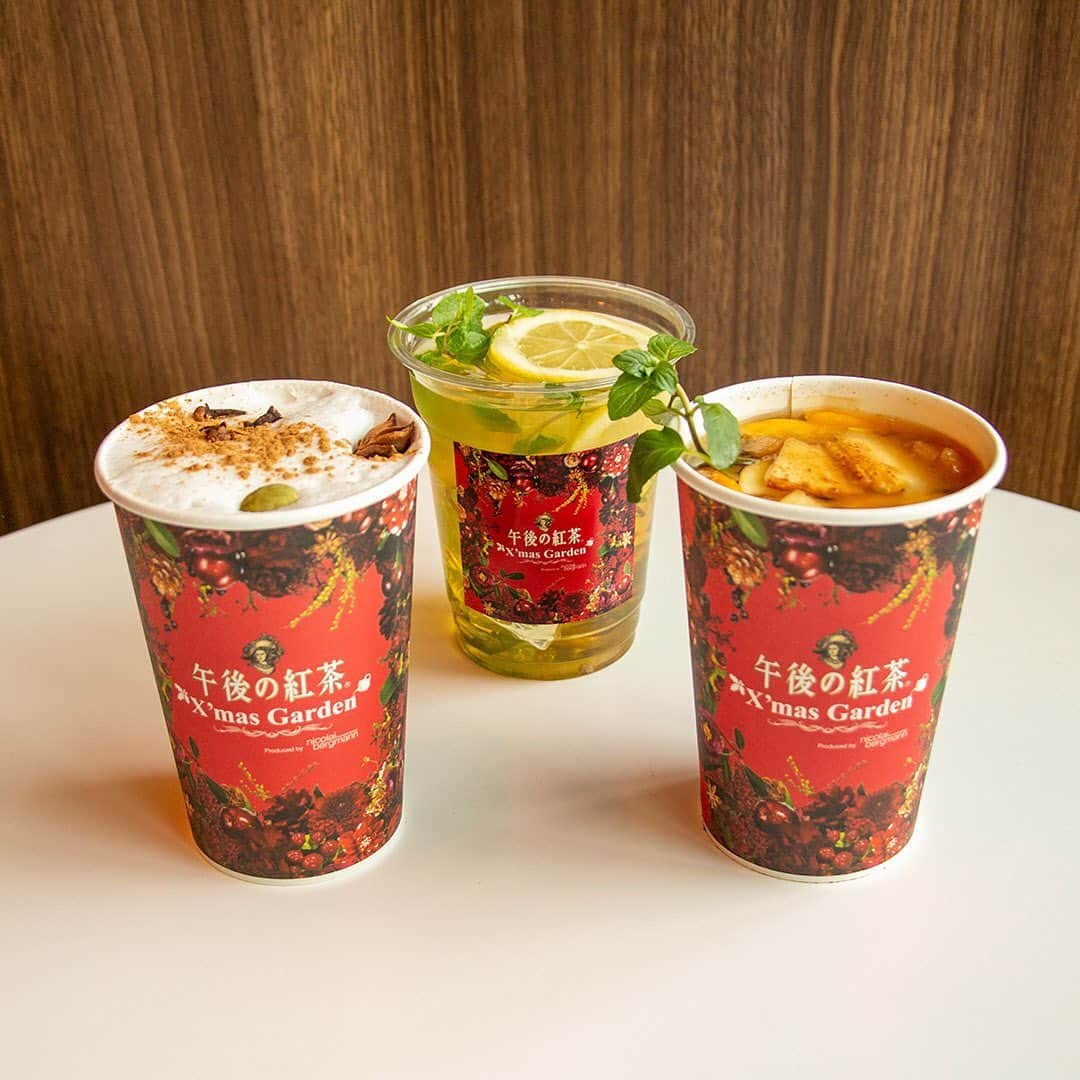 キリンビバレッジさんのインスタグラム写真 - (キリンビバレッジInstagram)「🎄午後の紅茶 X‘mas Garden オープン🎄﻿ ・﻿ 「キリン 午後の紅茶」と「ニコライバーグマン フラワーズ＆デザイン」がコラボレーションしたクリスマスシーズン限定のカフェがオープン！﻿ 美しい季節の花々に囲まれて、いつもと違う特別なティータイムを🥰❄️﻿ ・﻿ 日時：12月13日（金）〜22日（日）（11：00～21：00）﻿ 場所：渋谷スクランブルスクエア﻿ 　12階　Secne12﻿ ・﻿ 3つの時間帯によって変わる、このイベントだけの限定メニューは要チェックです🥺💕﻿ ・イレブンジスティー（11：00～14：00）﻿ ・アフタヌーンティー（14：00～17：00）﻿ ・ハイティー（17：00～21:00）﻿ ・﻿ ゆったりとリラックスしたティータイムで１日の終わりにスイッチをOFFする準備ができるハイティーメニューはこちら。﻿ ・﻿ 🎄シナモンアップル﻿ 華やかな香りの午後の紅茶　ストレートティーに、ジューシーに溶けだしたオレンジとりんごを合わせ、﻿ アクセントにシナモンで仕上げた、食感と香りが楽しめるホットフルーツティー。﻿ 550円（税込）﻿ ・﻿ 🎄スパイシーセピアチャイ﻿ 午後の紅茶 ミルクティーをベースに、ふわふわクリーミーのミルクフォームにスパイスのホールをトッピング。シナモンが優しく香る濃厚な味わいのあたたかいチャイティー。﻿ 550円（税込）﻿ ・﻿ 🎄シトラスミントジュレップ﻿ 爽やかな午後の紅茶レモンティーにすっきりミントが香る大人味のノンアルコールカクテルティー。﻿ 後味さっぱりで食事にも合います。﻿ 550円（税込）﻿ ・﻿ 朝から夜まで様々なシーンを楽しめる午後の紅茶の魅力をぜひご体験ください❣️﻿ ・﻿ イベント会場で、抽選で55名様に「午後の紅茶 X'mas Garden produced by Nicolai Bergmann」オリジナルフラワーギフトをプレゼントするキャンペーンも🎁﻿ ・﻿ ①キリンビバレッジInstagramアカウント（ @kirin_beverage ）をフォロー﻿ ②イベント会場で撮影したドリンクやスイーツの写真を #午後ティークリスマス と #冬のティーパーティー をつけて投稿﻿ ・﻿ ・﻿ #キリンビバレッジ #KIRIN #KIRINSTAGRAM #キリン #キリンスタグラム #ニコライバーグマン #nicolaibergmann #フラワーボックス #プレゼント #花 #flowerstagram #flowers #flower #ストレートティー #ミルクティー #レモンティー #おいしい無糖 #gogotea #tea #shibuya #tokyo #渋谷スクランブルスクエア #紅茶派 #紅茶 #午後ティー #コラボ #午後の紅茶」12月13日 17時12分 - kirin_beverage