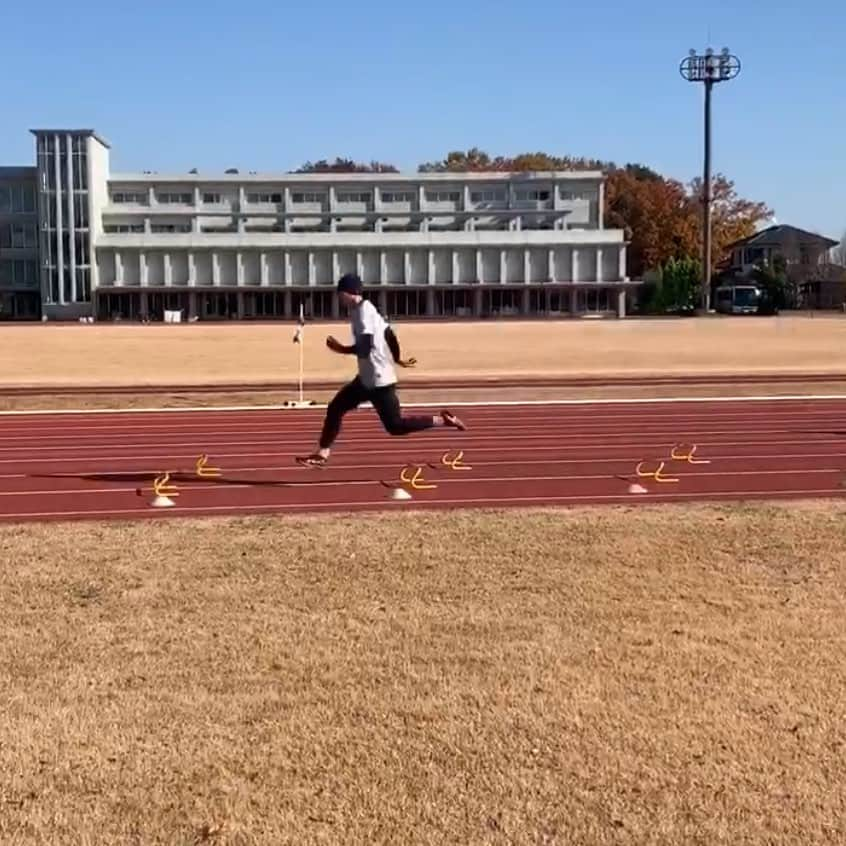 桐生祥秀さんのインスタグラム写真 - (桐生祥秀Instagram)「YouTube更新しました‼️ 冬季練習動画‼️ 冬の練習は夏にでけへんような練習や シーズン中に気づいた たりない部分や自分の持ち味を伸ばす時期 トップスピードだけが練習ではない」12月13日 17時14分 - kiryu1215