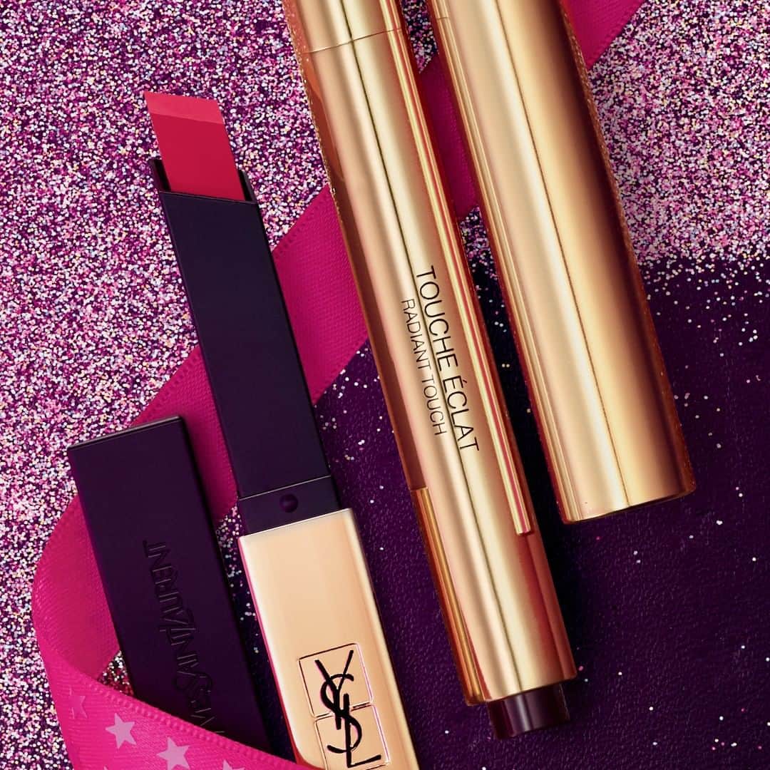 Yves Saint Laurent Beautyさんのインスタグラム写真 - (Yves Saint Laurent BeautyInstagram)「Ornaments of desire, to take you higher. ROUGE PUR COUTURE THE SLIM in N°21 ROUGE PARADOXE TOUCHE ECLAT LE STYLO in N°1 LUMINOUS RADIANCE #yslbeauty #toucheeclat #theslim #illuminator」12月13日 18時00分 - yslbeauty