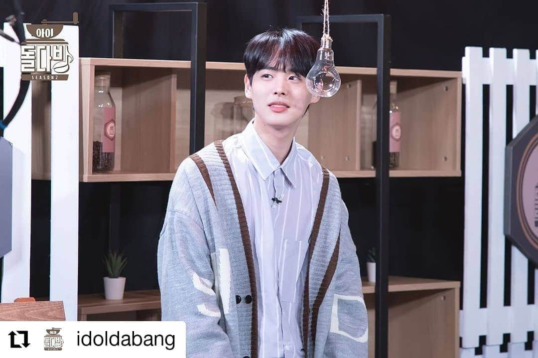 Victonさんのインスタグラム写真 - (VictonInstagram)「#Repost @idoldabang • • • • • • #아이돌다방 시즌2 2회 <빅톤 편> 현장사진 공개! 녹화 내내 넘치는 텐션으로  제작진 광대 모조리 훔쳐간 울 흥토니들😭 그 대유잼 현장으로🔥  #Seezn #화목am11시 #라이프타임 #목pm8시 #앤디 #유선호 #선호즈 #빅톤 #VICTON」12月13日 18時16分 - victon1109