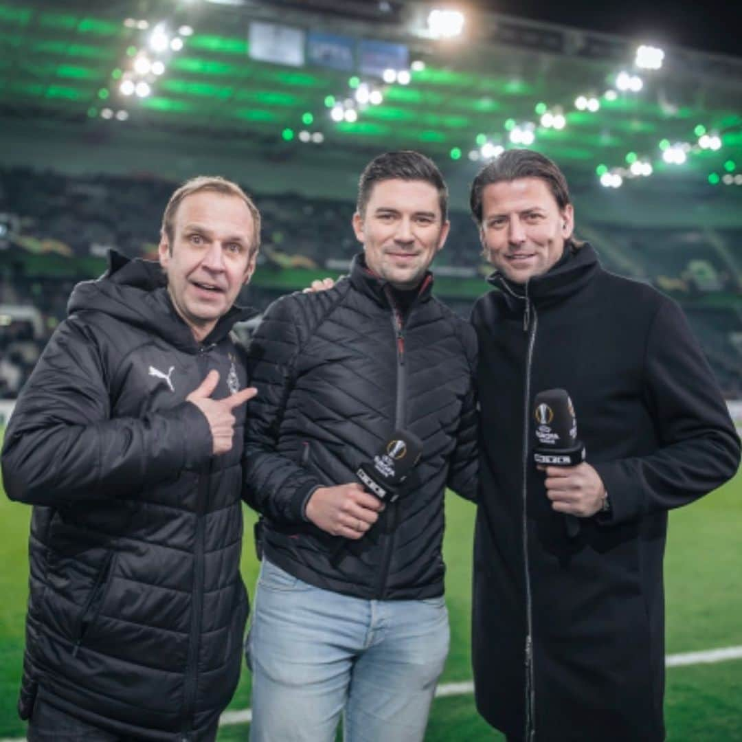 ローマン・ヴァイデンフェラーさんのインスタグラム写真 - (ローマン・ヴァイデンフェラーInstagram)「Spannender letzter Gruppenspieltag in der @europaleague . Leider hat es die @borussia nicht in die K.O. Phase geschafft. Wir freuen uns im neuen Jahr auf tolle Fussballabende mit der @eintrachtfrankfurt, @bayer04fussball und dem @vfl.wolfsburg. #europaleague #uefa #rtl #nitro @rtl_fussball @nitrotv @europaleague @uefa_official (Foto: @hi_iam_chris )」12月13日 18時57分 - romanweidenfeller