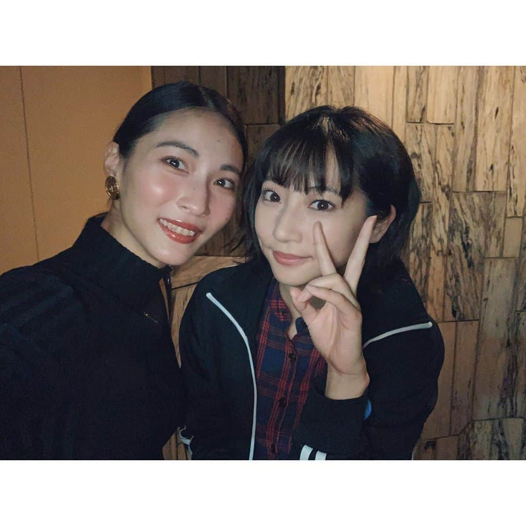 護あさなさんのインスタグラム写真 - (護あさなInstagram)「. 玲奈の出ている舞台を観に行ってきました。 今まで観たことのない凛とした人物が舞台の上にはいました。 女優の玲奈、かっこよかったです。 ミュージカル『CHRISTMAS CAROL』 心が温かくなりました。 . #クリキャロ2019 #christmascarol」12月13日 19時20分 - mamoruasana0504