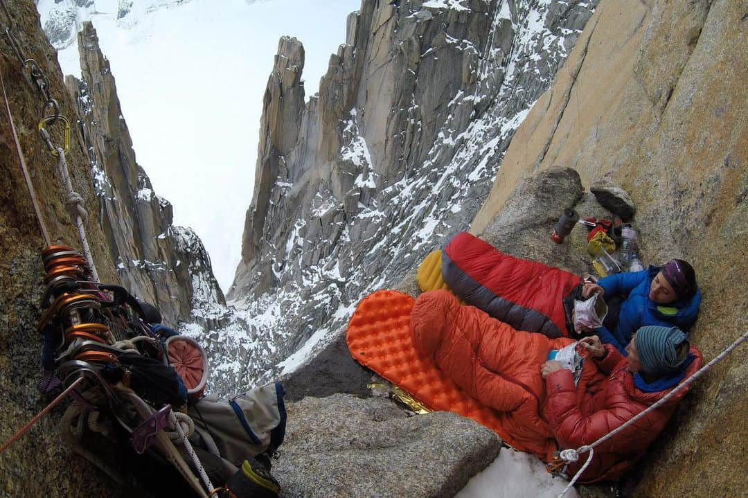 ニナ・カプレツさんのインスタグラム写真 - (ニナ・カプレツInstagram)「This post is dedicated to  @arnaudpetit_climb and to a special route he opened called “la voie petit”. I had the honour to spend so many hours with Arnaud on this iconic “grand capucin”. We opened together the route “l’or du temps” and last year I climbed his route “la voie petit”, together with Sean Villanueva and Martina Cufar.  @ne_ia_kletterseilgeldtaschen made a walled with the rope I climbed the route. ➡️ link in bio if you wanna order one.  Thanks @arnaudpetit_climb for the fantastic moments we spent together up on that mountain! You’re a big inspiration for me... #grandcapucin #chamonix #climbingroperecycling  @arcteryx @petzl_official @scarpaspa @msr_gear @lyofood」12月13日 21時01分 - ninacaprez