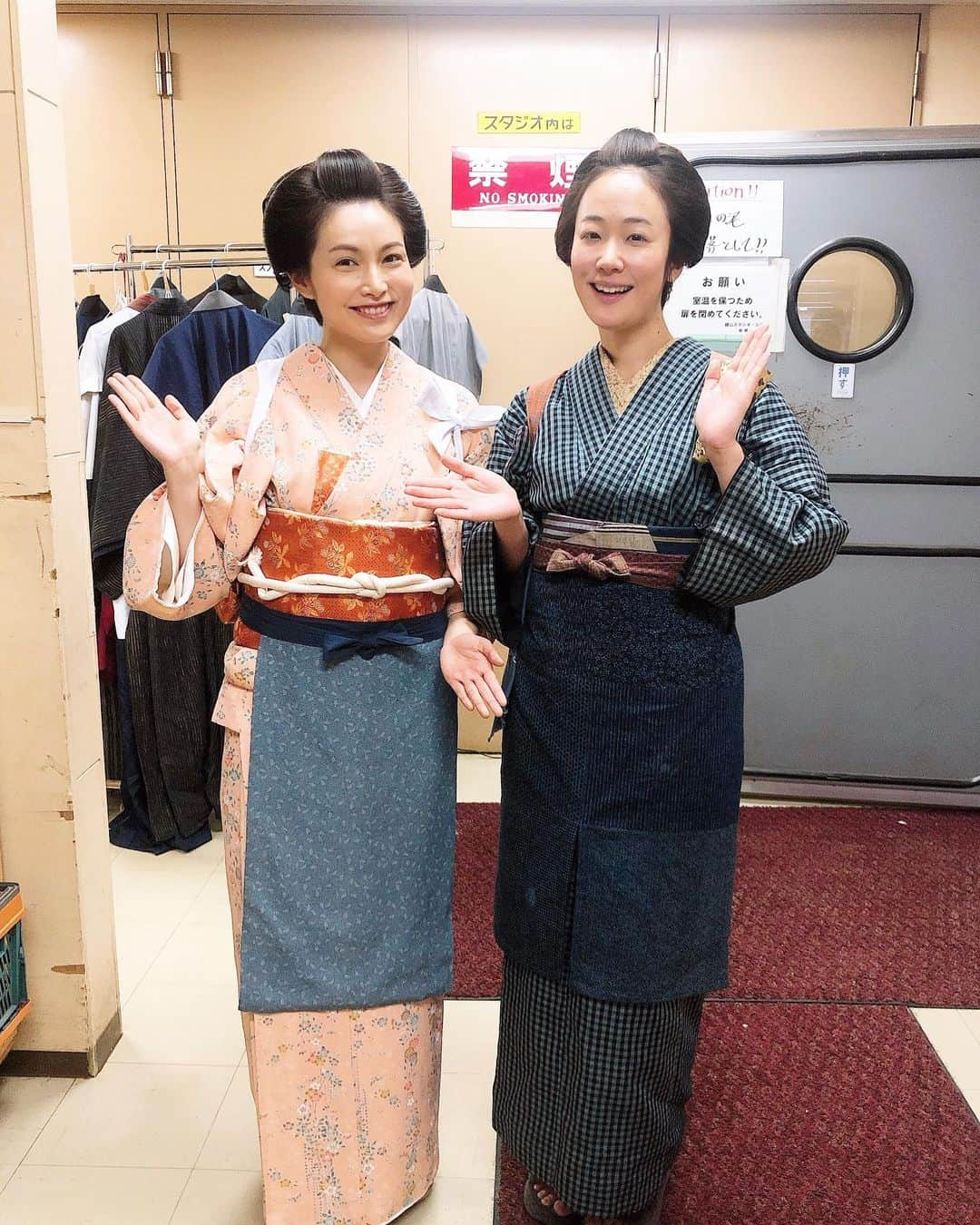 佐藤めぐみさんのインスタグラム写真 - (佐藤めぐみInstagram)「今夜❗️ みをつくし料理帖スペシャル 前編『心星ひとつ』  がNHKにて21時から放送です❗️ この作品の温かさと、お料理の香りたつ映像が大好きです。 また早帆として、この世界に参加できたことを光栄に思います。  写真は黒木華さんと、 あるシーンのあとに撮ったものです😊 着物にタスキ！ 今回の早帆を象徴するようなスタイル👍  私も早くオンエアを観たいです。  #ふふふ #みをつくし料理帖  #NHK」12月14日 7時22分 - meguuuuusuke