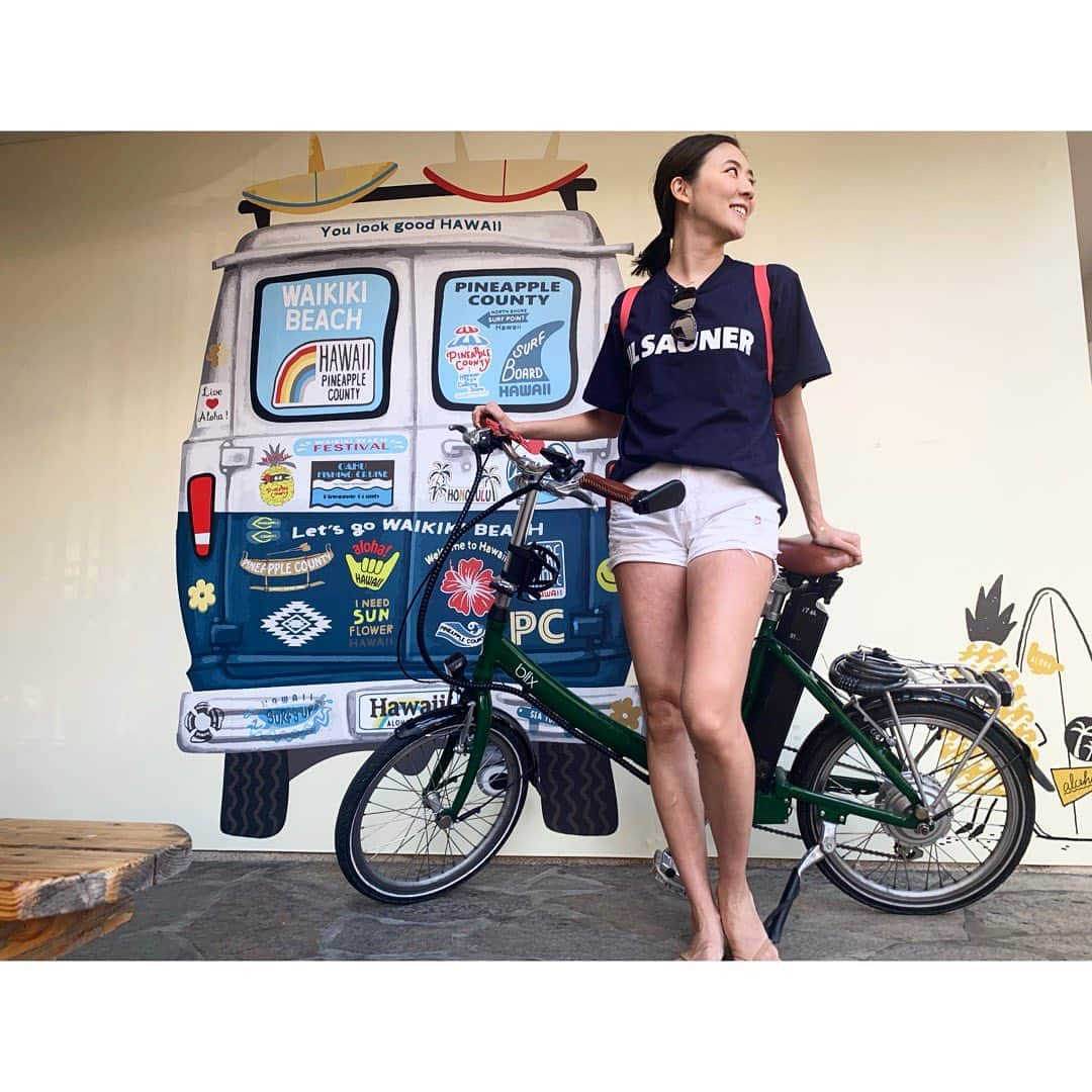 中田奈沙さんのインスタグラム写真 - (中田奈沙Instagram)「cycling in waikiki🌊 カイルアでも乗ったレンタル電動自転車🚲 @aloha_e_bicycle をワイキキでも 乗ってみました🤙 アラモアナにもマノアにも ダイヤモンドヘッド、カハラにも 渋滞気にせずスイスイ行けて 便利すぎる🤩❤️ * #奈沙旅inhawaii * * #alohaebicycle #ebike #bike #bicycle #me #waikiki #hawaii #honolulu #oahu #cycling #travel #trip #instatrevel #instatrip #waikikibeach #beach #アロハイーバイシクル #電動自転車 #ワイキキ #レンタルサイクル #中田奈沙 #ハワイ #ホノルル #オアフ島 #旅行 #旅 #サイクリング #レンタル電動自転車 #ワイキキビーチ」12月14日 7時49分 - nasa_nakada