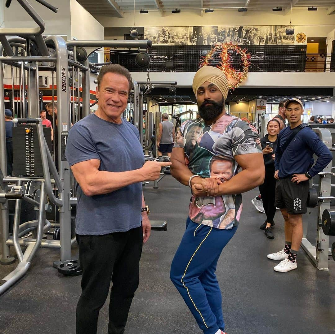 アーノルド・シュワルツェネッガーさんのインスタグラム写真 - (アーノルド・シュワルツェネッガーInstagram)「Fantastic to get a pump today with two of our @laddersport winners at @goldsgym. Thank you @tumblemom86 and @singhtotheiron for flying out - it was great to meet both of you. Good luck with everything and keep me updated on your success!」12月14日 8時04分 - schwarzenegger