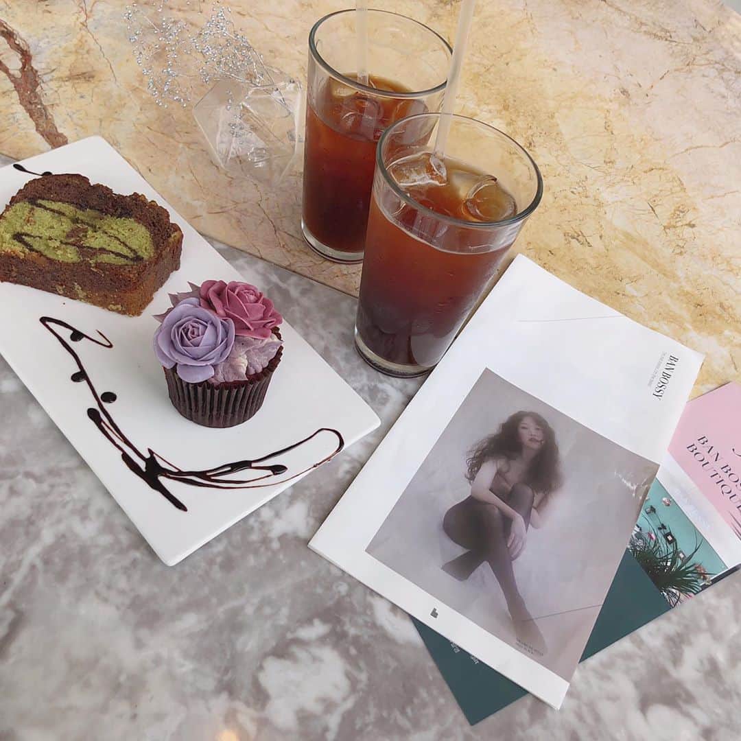 森香澄さんのインスタグラム写真 - (森香澄Instagram)「. . #cafe #cake  #coffee」12月13日 23時38分 - mori_kasumi_