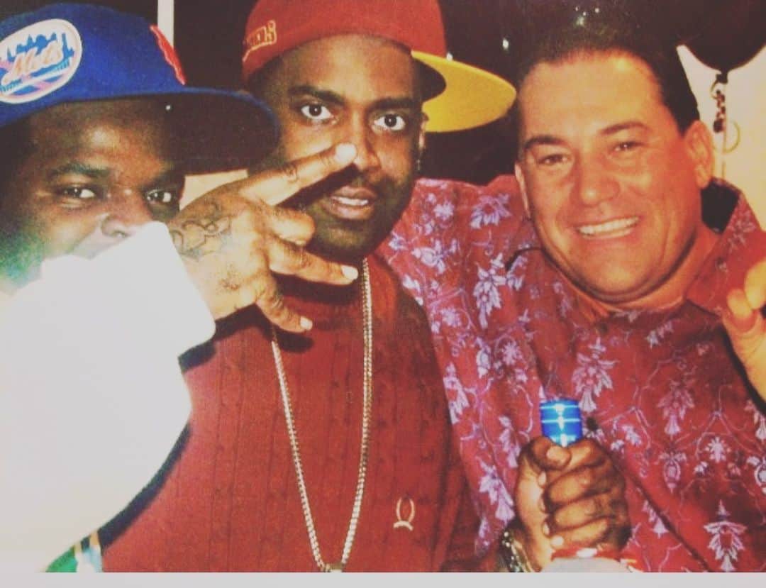 トニー・イエイヨーのインスタグラム：「Rip Lodi Mack 🙏🏿 @bobmacedonio what lawyer hold down clients up top stand up guy.」