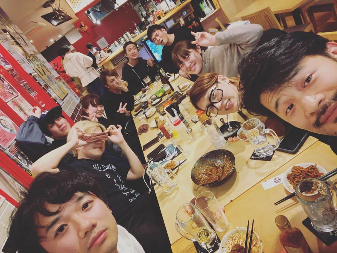 石川龍のインスタグラム：「ザ・チャレンジのメンバーとスタッフで忘年会でした！ 今年活動を再開して一年、しっかり駆け抜けてこられたことに感謝。 #ザチャレ」