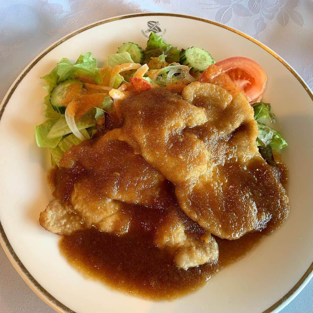 王理惠のグルメインスタ