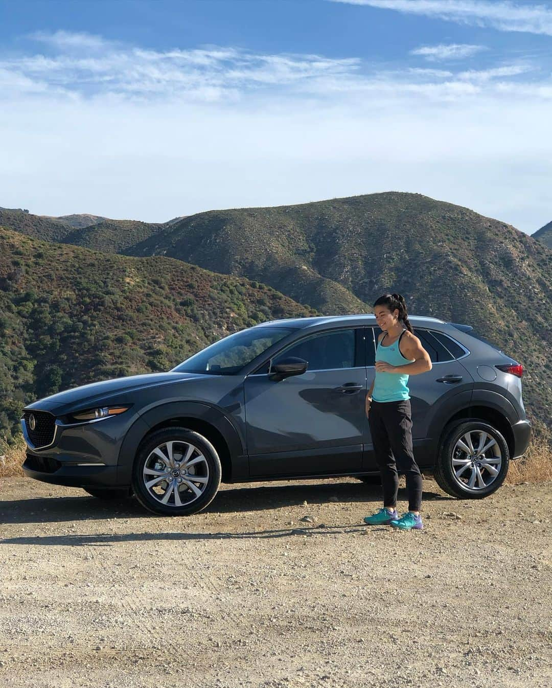 ニーナ・ウィリアムズさんのインスタグラム写真 - (ニーナ・ウィリアムズInstagram)「A few weeks ago, @mazdausa invited a variety of athletes, photographers, and artists to test out the new #CX30. I teamed up with fellow climber Kathy Karlo @inheadlights, navigating the windy roads of Rattlesnake Canyon. . We delighted in the CX30’s elegant interior and smooth acceleration - such a classy ride! The car could nearly operate solo with features such as predictive AWD and brake support. But honestly, the best part of the CX30 was driving it myself ☺️ Pressing on the gas felt like luxury-in-motion with just enough edge to encourage the mini-adventure we got ourselves into. . I’m excited to share more of our experience over the next two days. Stay tuned! #feelalive #mazdaUSA #sponsored」12月14日 1時19分 - sheneenagins