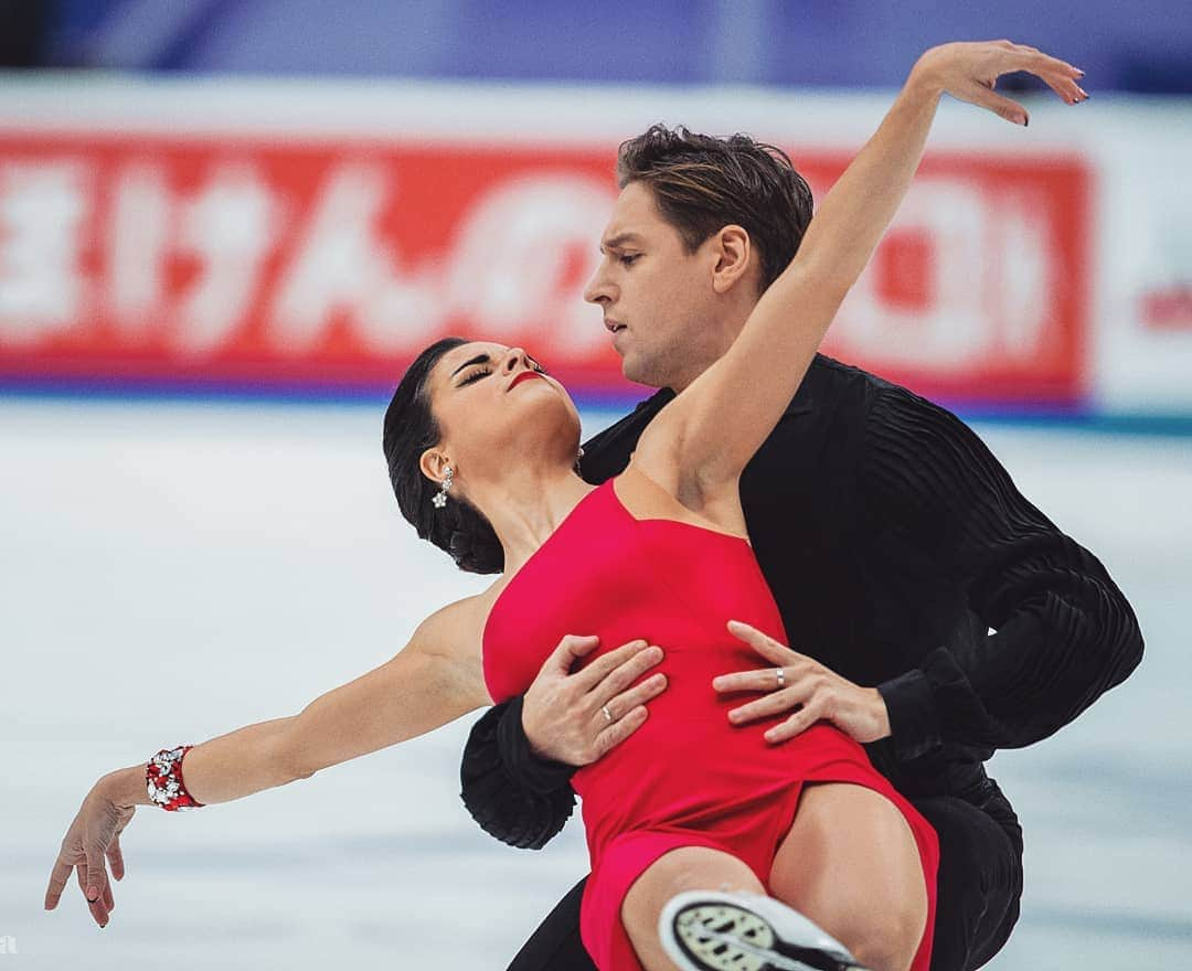 サラ・ウルタドさんのインスタグラム写真 - (サラ・ウルタドInstagram)「Hello Dolly, hello Francis...❤🖤. 📍💫Mañana, nos vemos en el hielo de San Sebastian. . . . 📸By @dilola6 for @hieloespanol ⛸. . . . #nationals #tomorrowistheday #rythmdance #hellodolly #CampeonatodeEspaña #patinajeartistico #sansebastian #donostia #sobrehielo #hurtadojalyavin #flashback #rostelecomcup #passioninmotion」12月14日 3時37分 - sarasobrehielo