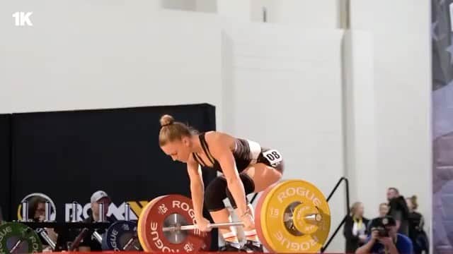 モーガン・キングのインスタグラム：「This comp. This weight. These people. Hell of a moment in USA Weightlifting to have such a stacked class. Proud to be a little slice of it. • • • Thank you to every single person that made this moment happen. @powerandgraceperformance @spencergarnold @drandygalpin #Lenny, @alee_weightlifting @the_sean_waxman @ricci_don and family you know who you are. All my love to you.」