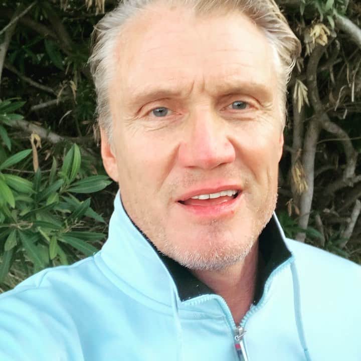 ドルフ・ラングレンのインスタグラム：「Back in action 👍👊」