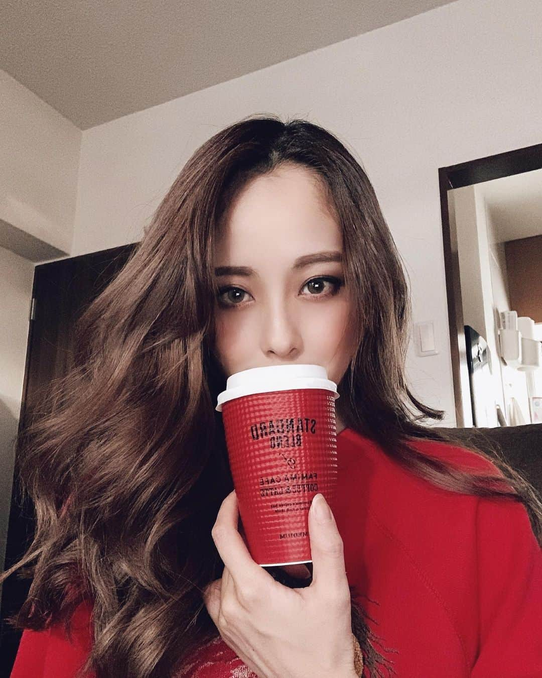 JESSY.Uさんのインスタグラム写真 - (JESSY.UInstagram)「❤️ #ファミリーマート #soda #selfie」12月14日 17時45分 - dj_jessy_u