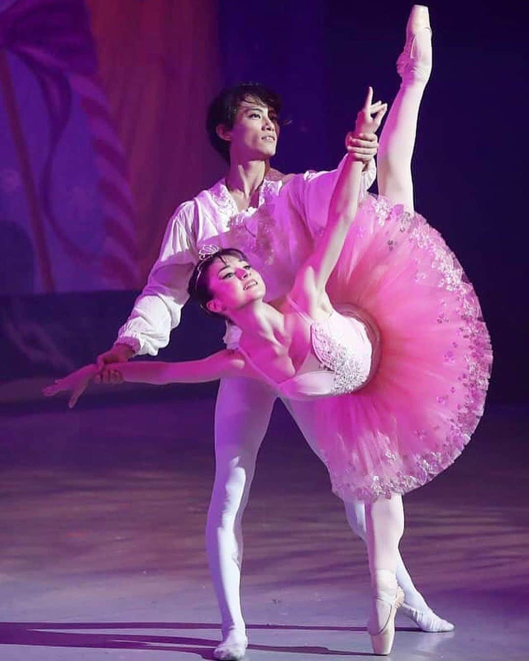 のインスタグラム：「Beautiful pictures from past a few days ago. 🎥by @balletfrontier . . #ballet #dance #art #artist #nutcracker #skate #バレエ #ダンス #芸術 #アート #балет #音楽 #クラシック #music #classical」