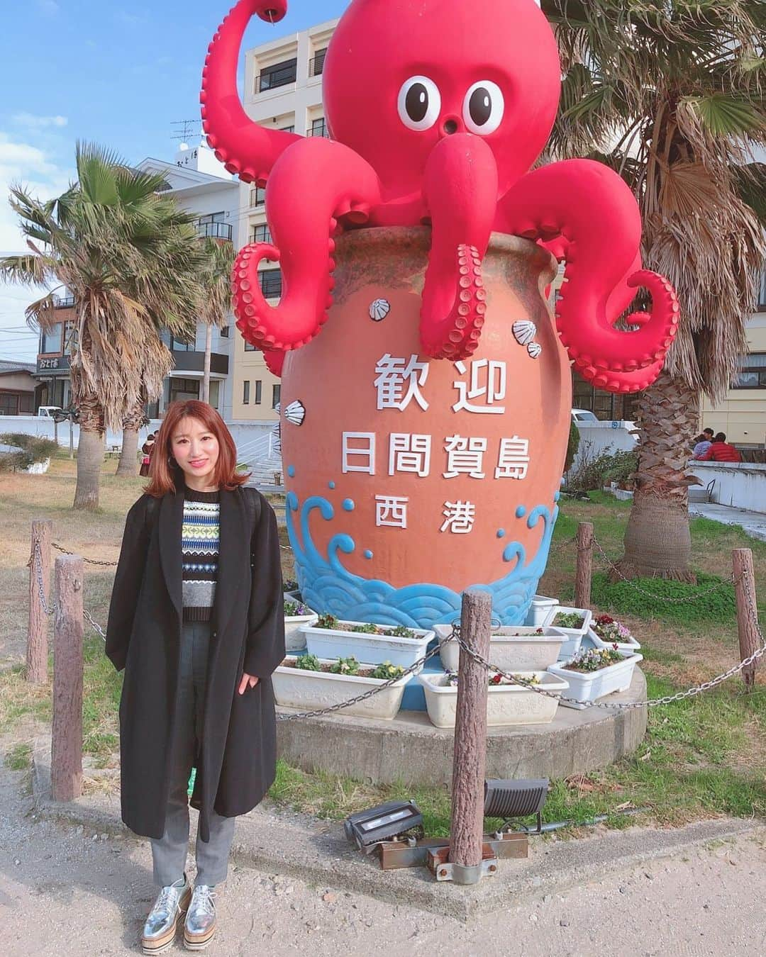 伊藤沙菜さんのインスタグラム写真 - (伊藤沙菜Instagram)「・ 人生3度目の『日間賀島』🐙🐡💕 ㅤㅤㅤㅤㅤㅤㅤㅤㅤㅤㅤㅤㅤ 初めて日間賀島にお泊りしました😆👏🏻👏🏻✨ ㅤㅤㅤㅤㅤㅤㅤㅤㅤㅤㅤㅤㅤ 夏はイルカ🐬と触れ合えて 水着で自転車を爆走👙w ㅤㅤㅤㅤㅤㅤㅤㅤㅤㅤㅤㅤㅤ この季節はゆっくりとした時間が 流れていてパワーチャージできました🥰  #と言いつつ今回もチャリで爆走して島を一周 ㅤㅤㅤㅤㅤㅤㅤㅤㅤㅤㅤㅤㅤ あたしのパワースポット😆❤️ #愛知県 #日間賀島 #中部エリア #道民割  #セントレア #セントレア道民割 #セントレア公式応援サポーター #FMノースウェーブ」12月14日 16時23分 - 37room_official