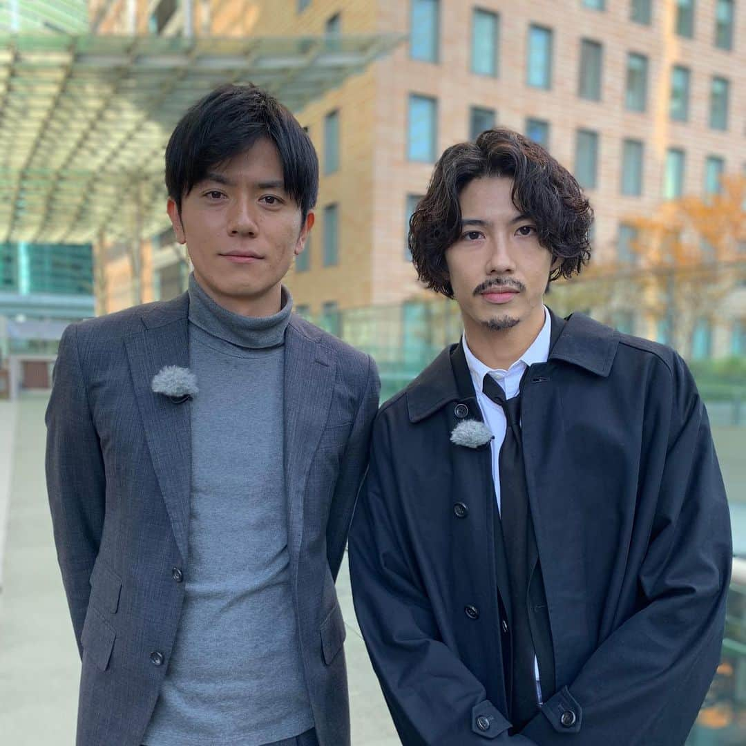 青木源太さんのインスタグラム写真 - (青木源太Instagram)「スンッ→ニコッ  #賀来賢人　#笑顔素敵すぎる　#ニッポンノワール　#明日いよいよ最終回 #結末気になる　#青木的イケメン列伝」12月14日 17時20分 - aoki.genta