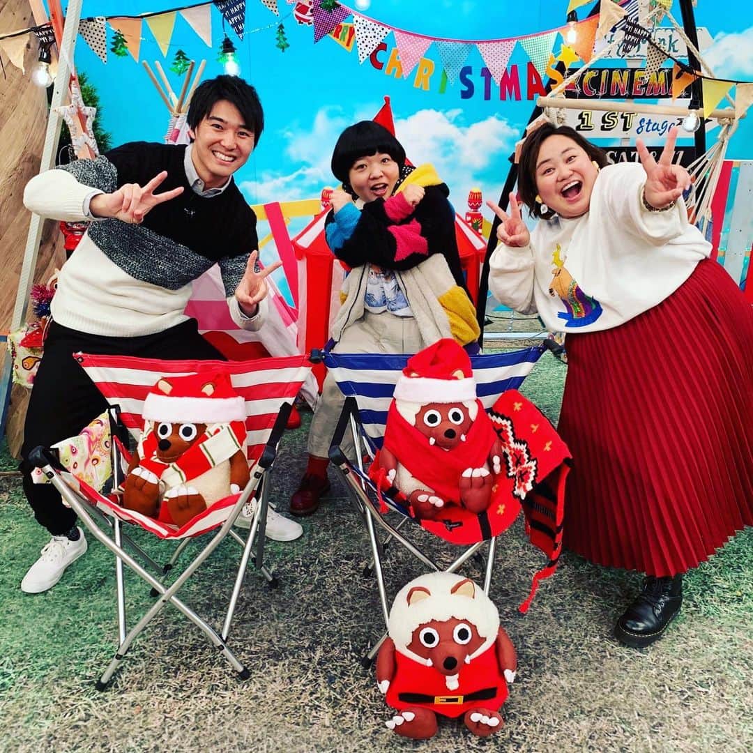 おかずクラブのインスタグラム：「ゆいPだよ！  今日はデルサタのスタジオでしたー！  レゴランド・ジャパン満喫したVTRでした！！！ 自分達でカスタマイズして作ったレゴ！私が作ったのは自分そっくりになりました。  オカリナはなぜか警察官のレゴ作ってました。（縄持ってる）  今日も楽しかった！  私達の今年のデルサタはこれで最後！次回はまた来年です＼(^o^)／ 良いお年を〜」