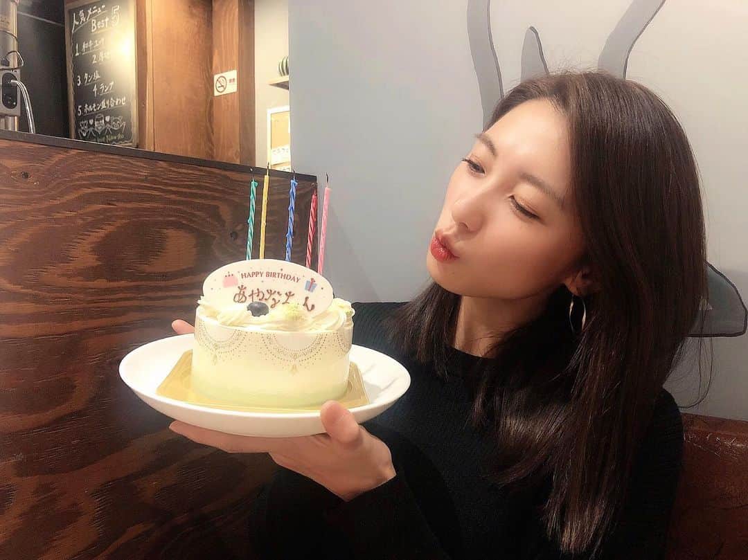 金田彩奈のグルメインスタ