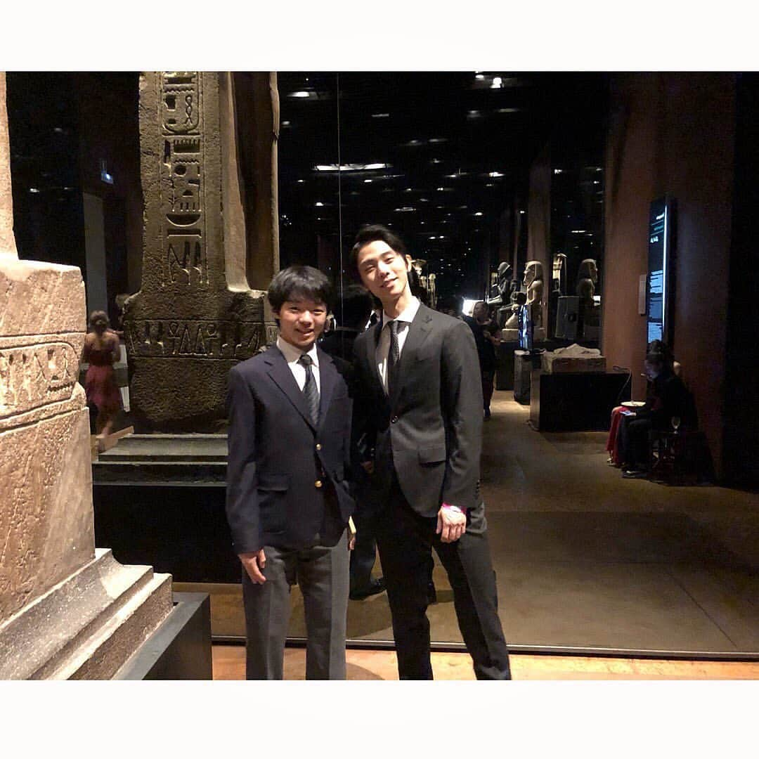 羽生結弦さんのインスタグラム写真 - (羽生結弦Instagram)「#Repost @t0_lm @yuma_kagiyama15 ♡ #羽生結弦 #yuzuruhanyu #figureskating #figureskater」12月14日 9時48分 - yuzu_kanami